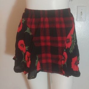 Red / Black Plaid Skirt